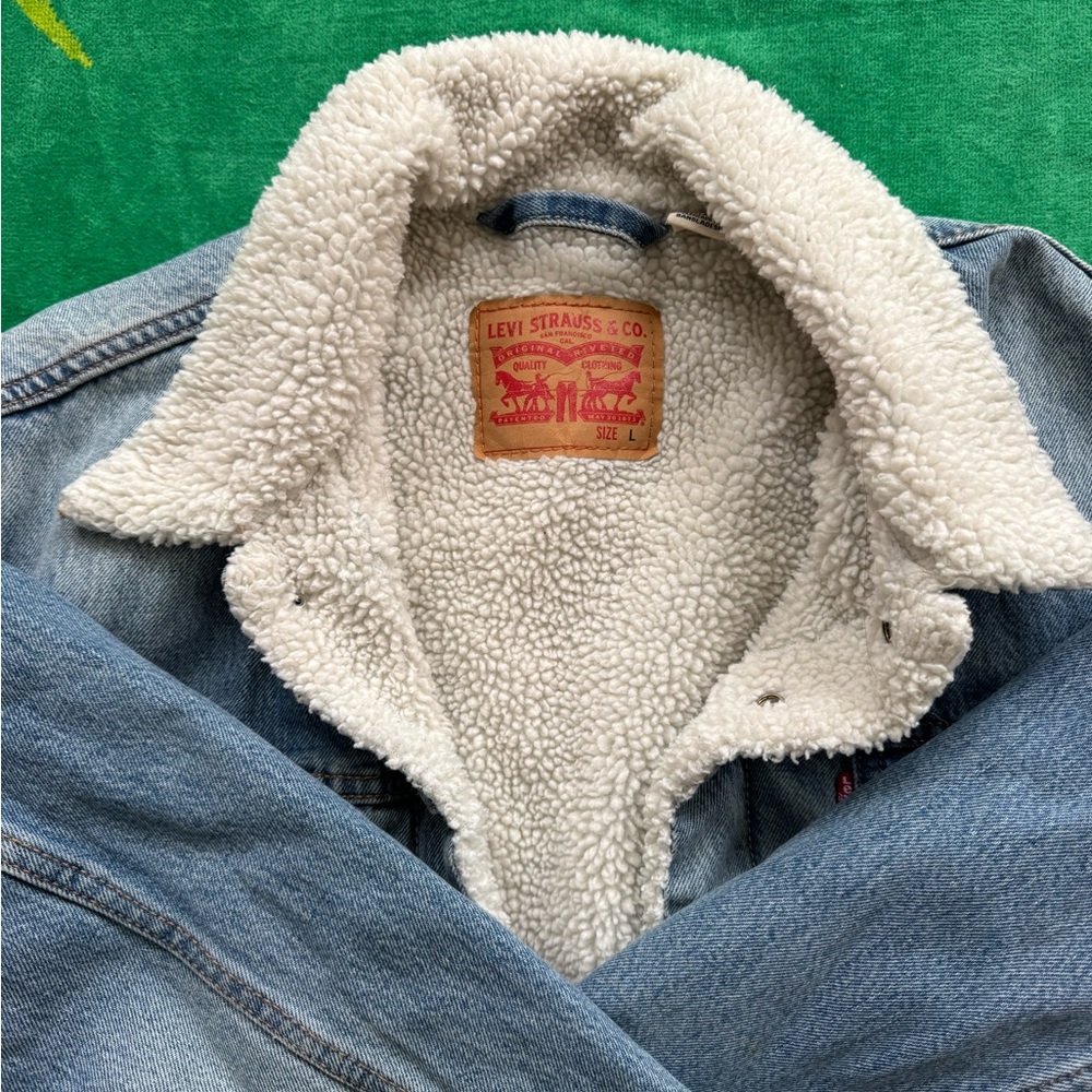 Levi's Light Blue Denim Jacket With Sherpa Lining
